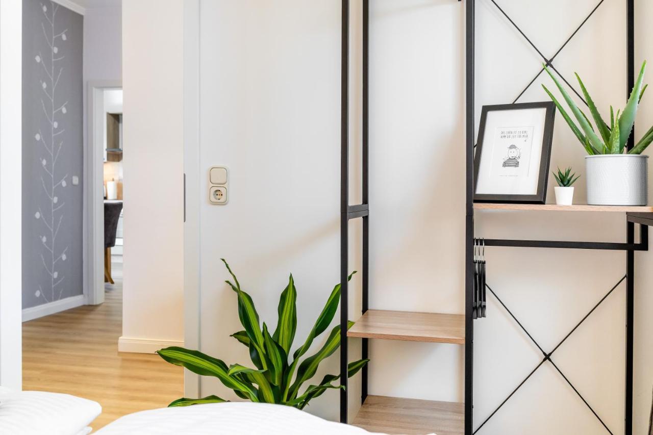Vivid - Ideal Fuer 4 - Strandnaehe Mit 2 Terrassen - 2 Sz & Wz Varel Eksteriør bilde