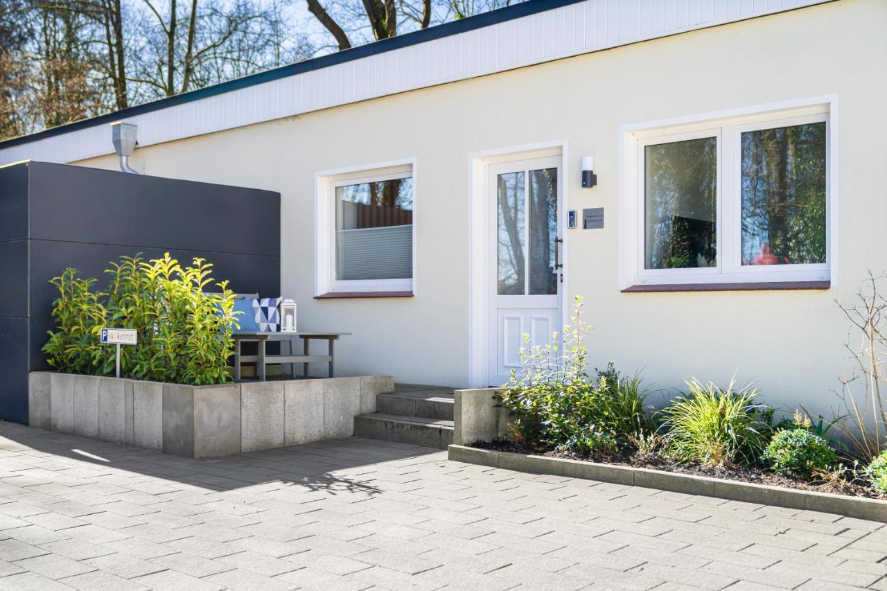 Vivid - Ideal Fuer 4 - Strandnaehe Mit 2 Terrassen - 2 Sz & Wz Varel Eksteriør bilde