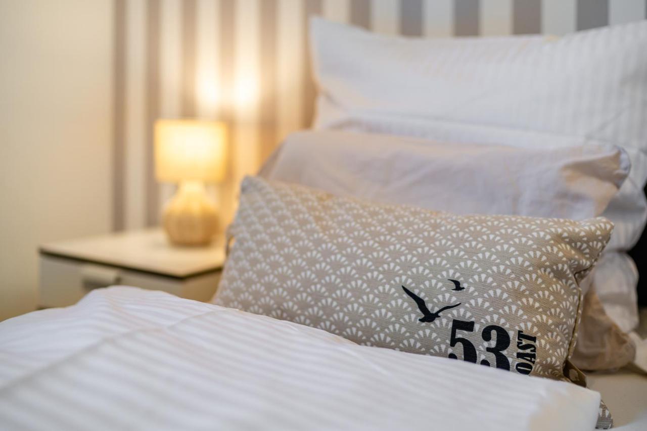 Vivid - Ideal Fuer 4 - Strandnaehe Mit 2 Terrassen - 2 Sz & Wz Varel Eksteriør bilde